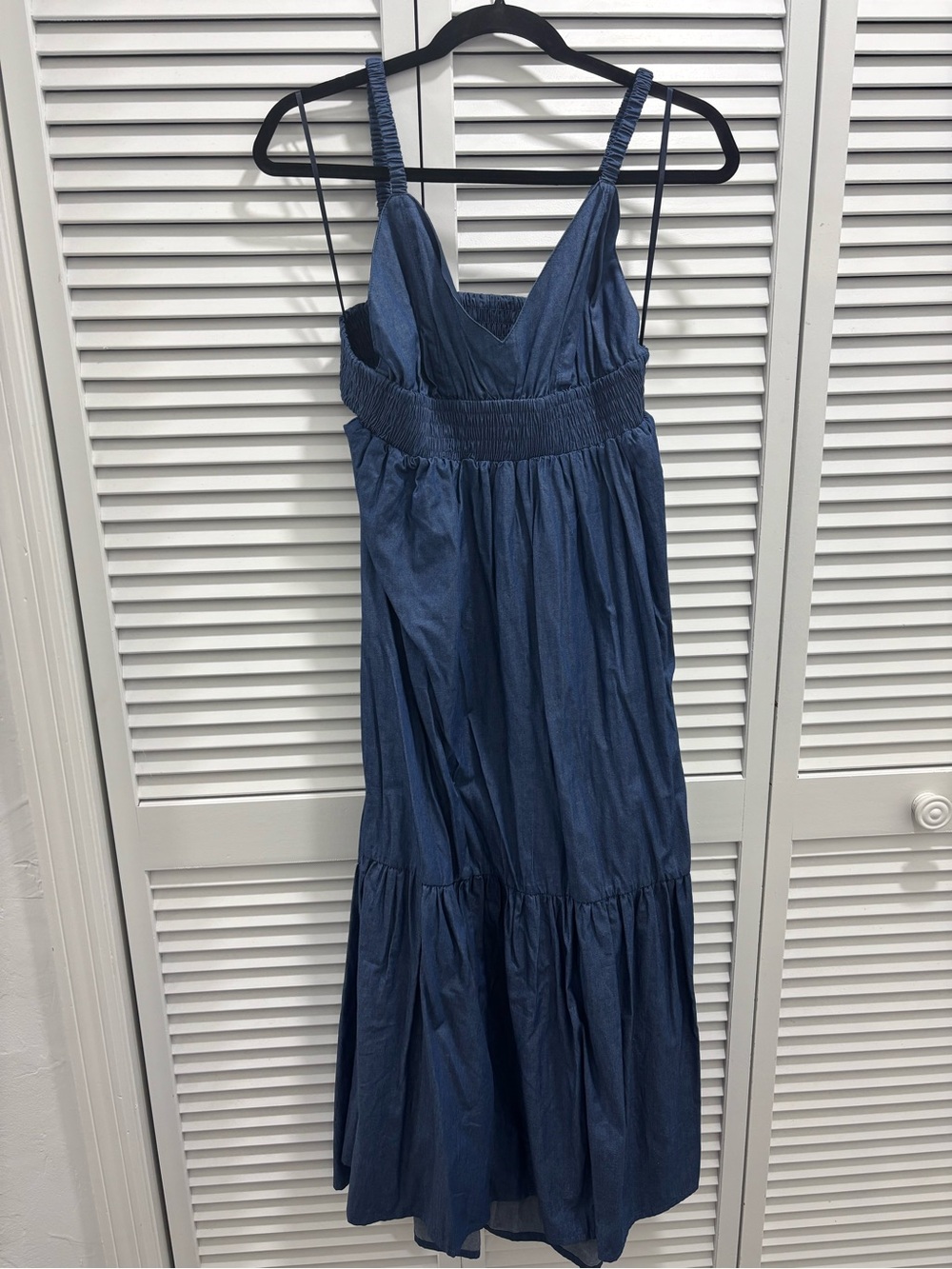 (NWOT) Denim Chambray Open Back Maxi Dress
